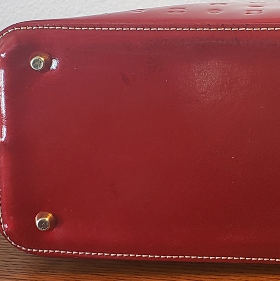 ARCADIA RED PATENT LEATHER EMBROSSED BAG - Picture 15 of 16